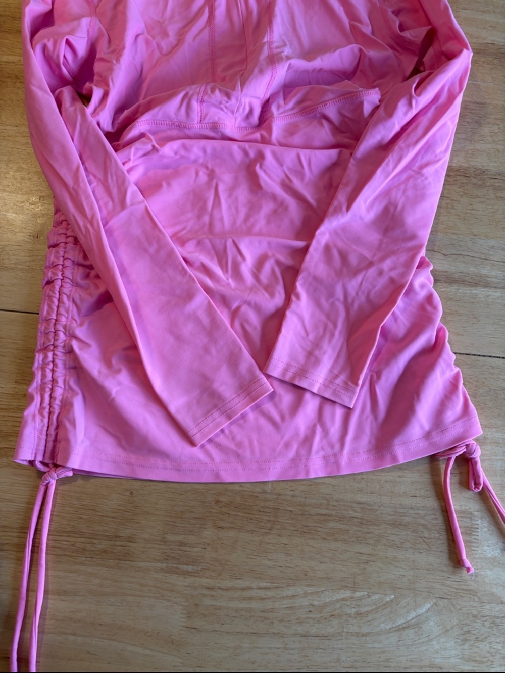 Tesla Women's Long Sleeve Pink Zip-Front Cinch Swim Top - Picture 9 of 9